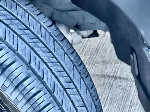 Used 2023 Honda HR-V LX image 23