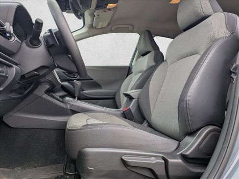 Used 2024 Subaru Crosstrek 2.0i Premium image 15