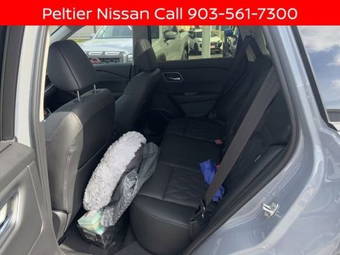 Certified 2026 Nissan Rogue Platinum w/ Platinum Premium Package AWD/4WD image 18