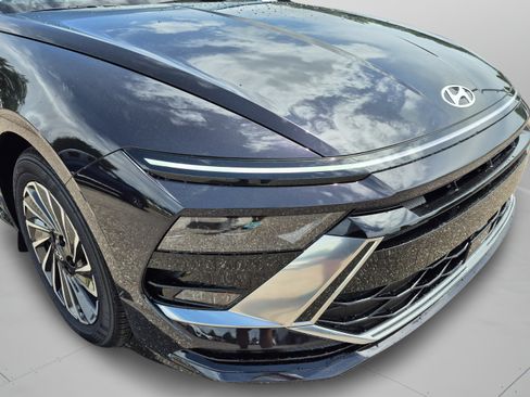 New 2026 Hyundai Sonata SEL FWD image 35