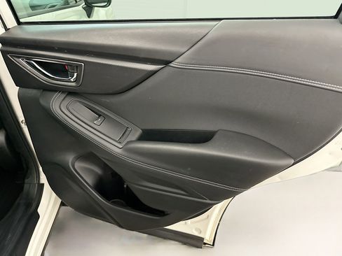 Used 2023 Subaru Forester Premium image 31