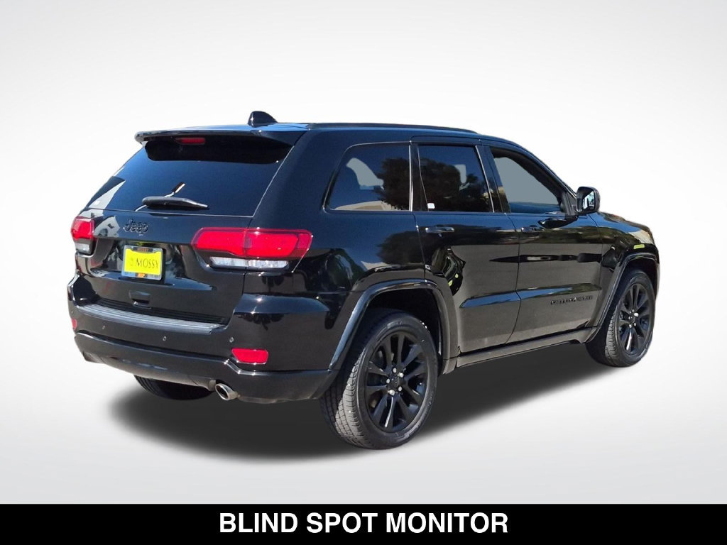 Used 2019 Jeep Grand Cherokee Altitude RWD image 9