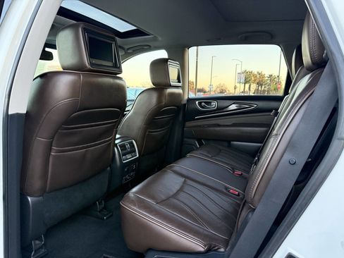 Used 2013 INFINITI JX35 AWD w/ Premium Pkg image 11