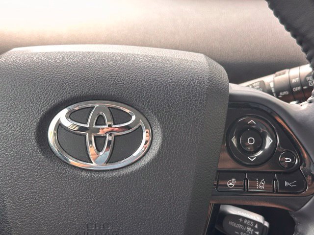 Used 2022 Toyota Prius XLE AWD/4WD image 22
