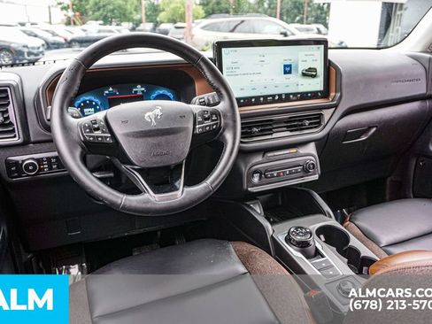 Used 2025 Ford Bronco Sport Outer Banks w/ Outer Banks Tech Package+ AWD/4WD image 28