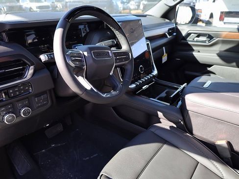 New 2026 GMC Yukon Denali w/ Advanced Technology Package AWD/4WD image 12