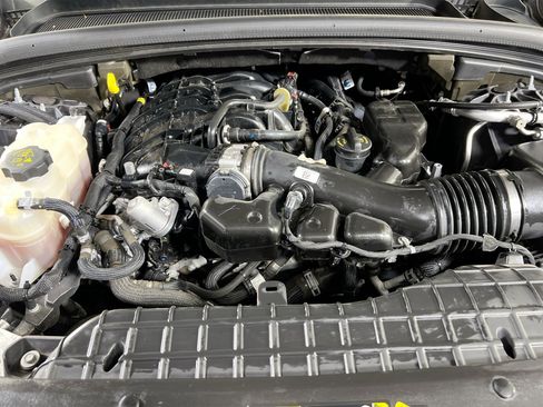 Used 2022 Jeep Grand Cherokee Limited image 29