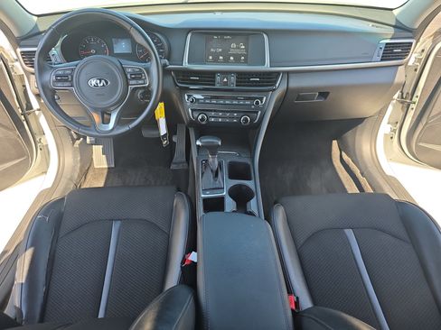 Used 2018 Kia Optima S FWD image 9