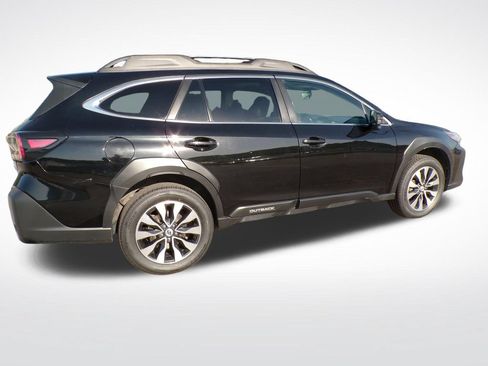 Used 2023 Subaru Outback Limited XT AWD/4WD image 8