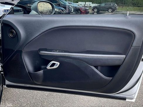 Used 2021 Dodge Challenger SXT RWD image 26