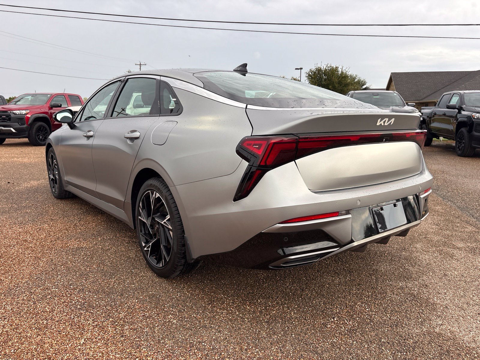 Used 2025 Kia K5 GT-Line w/ GT-Line Premium Package FWD image 4