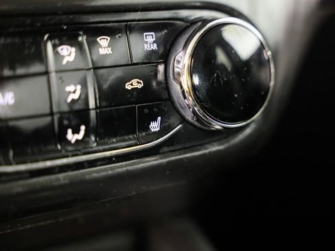 Used 2023 Chevrolet TrailBlazer LT image 24