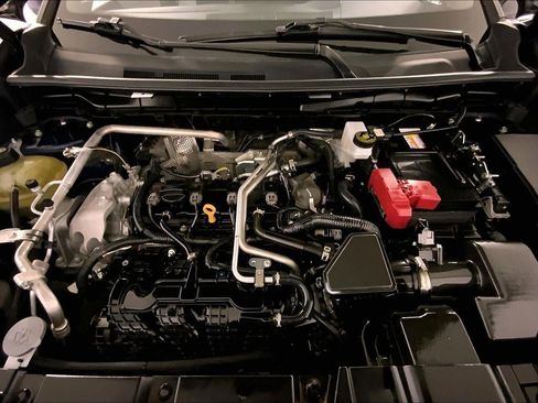 Used 2025 Mitsubishi Outlander SE image 10