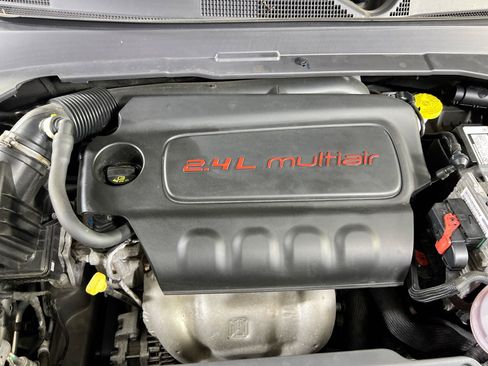 Used 2022 Jeep Compass Latitude w/ Convenience Group AWD/4WD image 28