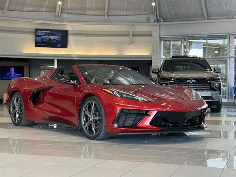 Used 2022 Chevrolet Corvette Stingray Premium Conv w/ 3LT RWD image 1