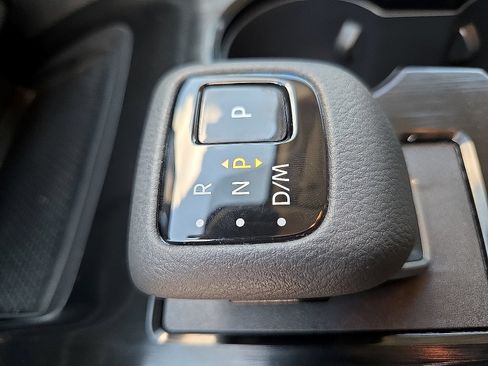 Used 2023 Nissan Rogue SV FWD image 17