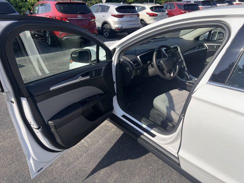 Used 2016 Ford Fusion S FWD image 7