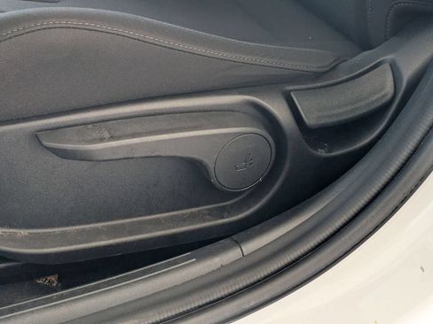 Used 2024 Hyundai Elantra SEL FWD image 37