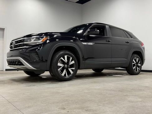 Used 2023 Volkswagen Atlas Cross Sport SE AWD/4WD image 8