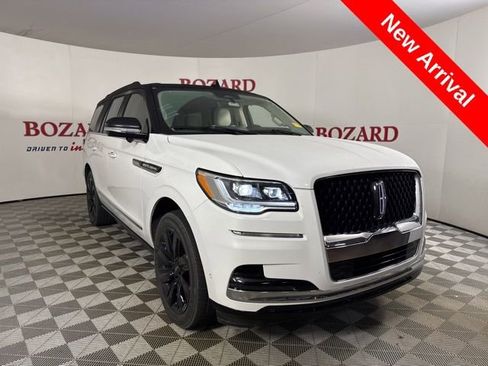 Used 2023 Lincoln Navigator Black Label image 1