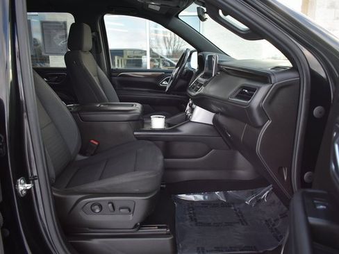 Used 2021 GMC Yukon XL SLE image 44