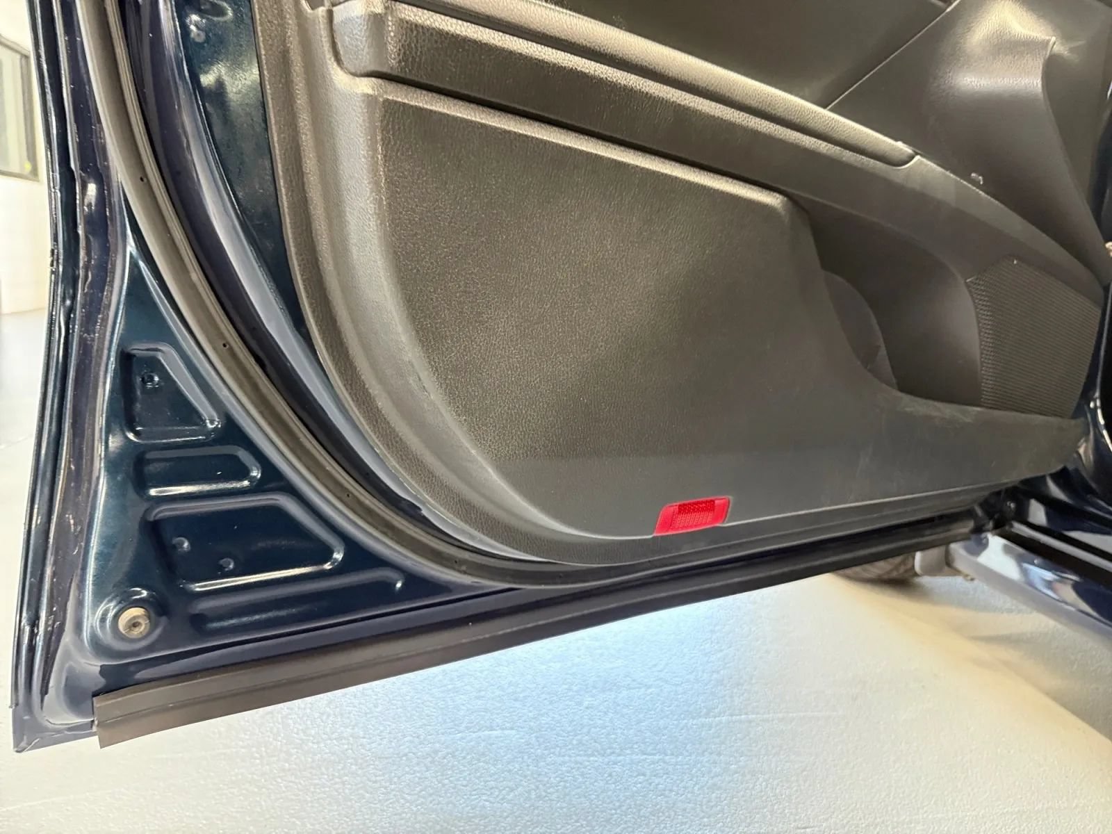 Used 2020 Toyota Camry LE FWD image 37