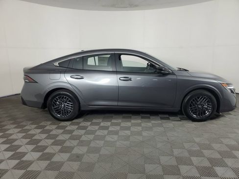New 2026 Nissan Sentra SV w/ Floor Mat Package FWD image 3