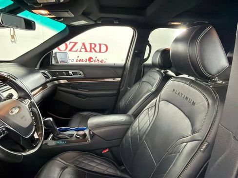 Used 2017 Ford Explorer Platinum AWD/4WD image 11