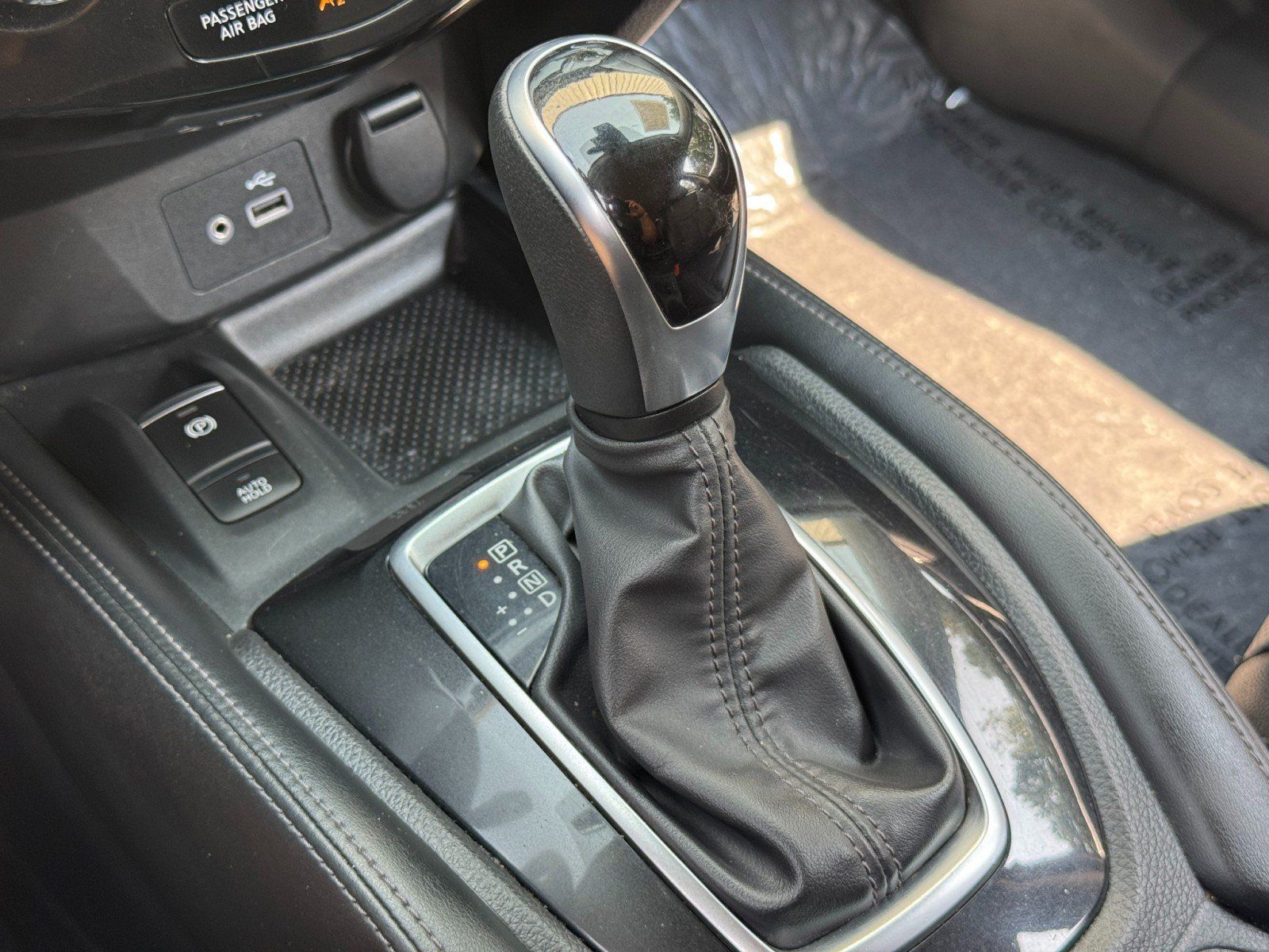 Used 2020 Nissan Rogue SL FWD image 29