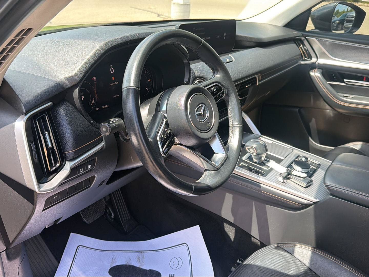 Used 2024 MAZDA CX-90 Plug-In Hybrid w/ Preferred AWD/4WD image 16