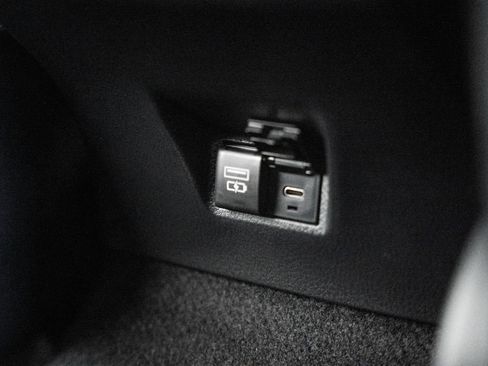 New 2026 Toyota Camry SE image 34