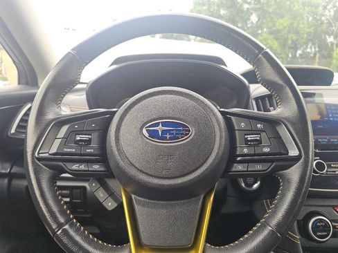 Used 2021 Subaru Crosstrek 2.5i Sport w/ Moonroof Package image 15