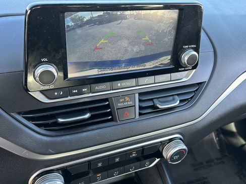 Used 2022 Nissan Altima 2.5 S image 28