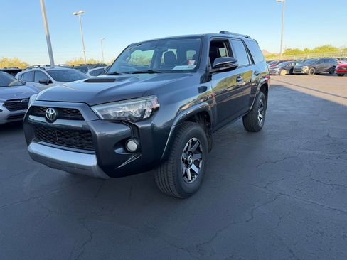 Used 2018 Toyota 4Runner TRD Off-Road Premium AWD/4WD image 3