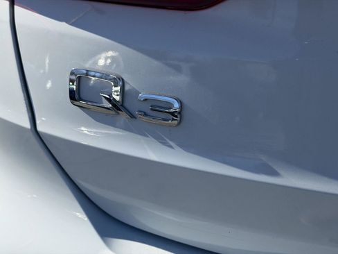 Used 2023 Audi Q3 2.0T Premium Plus w/ Premium Plus Package image 24