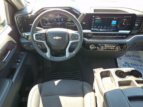 Certified 2024 Chevrolet Silverado 1500 LT AWD/4WD image 13