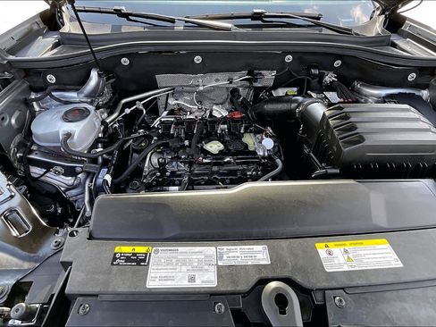 Used 2024 Volkswagen Atlas SE image 33