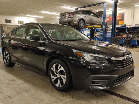 Used 2020 Subaru Legacy Premium image 5