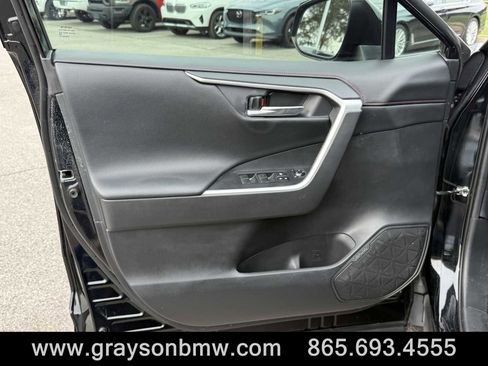 Used 2020 Toyota RAV4 TRD Off-Road image 11