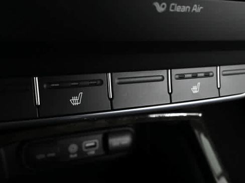 Used 2017 Kia Sorento EX w/ EX Advanced Touring Package image 29