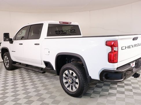 Used 2024 Chevrolet Silverado 2500 Custom w/ Custom Value Package image 21