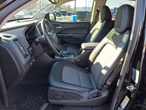 Used 2020 Chevrolet Colorado Z71 w/ Z71 Midnight Edition image 15