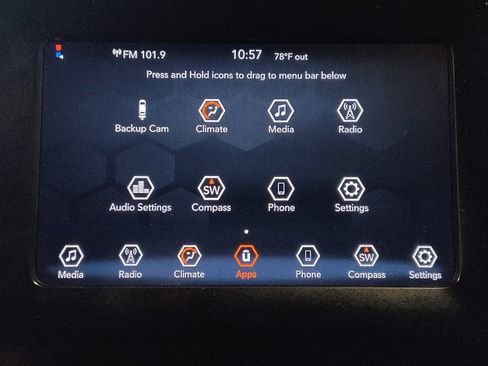 Used 2019 Jeep Cherokee Latitude w/ Popular Appearance Group image 25