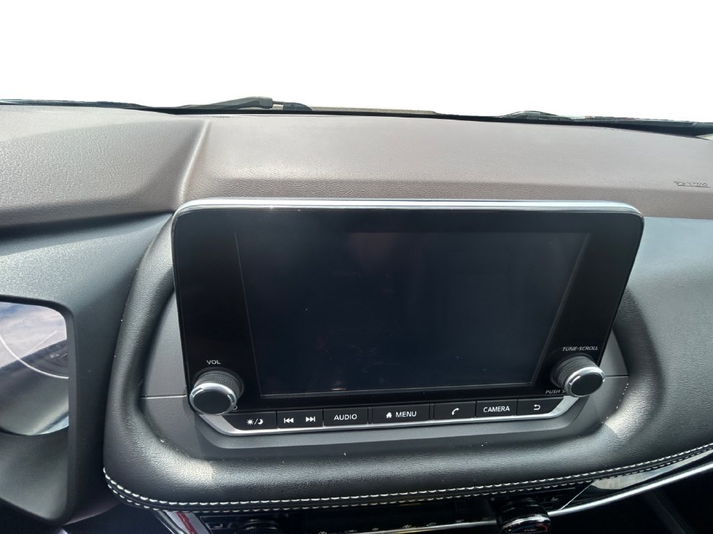 Used 2023 Nissan Rogue SL AWD/4WD image 11