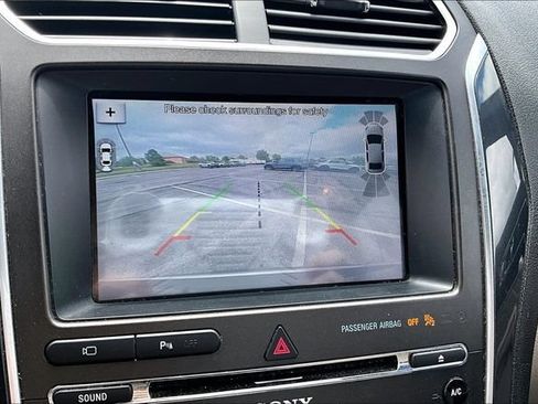Used 2018 Ford Explorer Limited FWD image 14