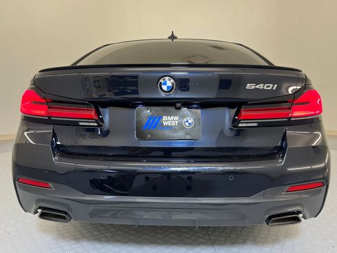 Used 2023 BMW 540i w/ M Sport Package image 10