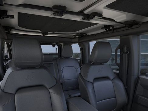 New 2025 Ford Bronco Badlands image 12