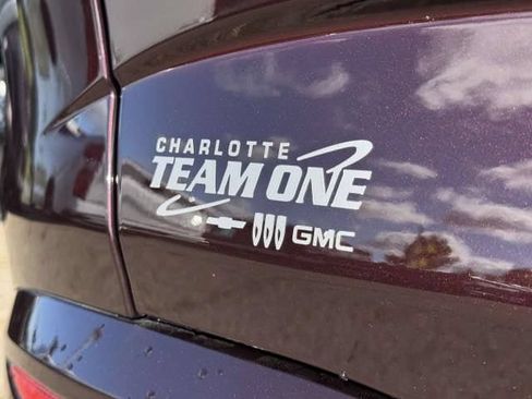 Used 2023 Buick Enclave Avenir w/ Avenir Technology Package AWD/4WD image 38
