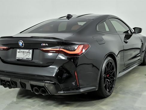 Used 2021 BMW M4 Coupe w/ M Carbon Exterior Package RWD image 10