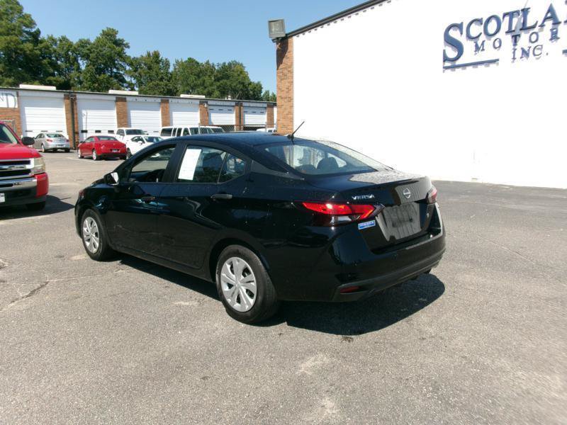 Used 2025 Nissan Versa S FWD image 8